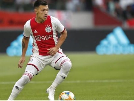 Lần đầu Erik Ten Hag lên tiếng về tân binh Martinez