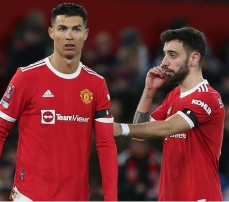 Fernandes khuyên Man Utd nên tôn trọng quyết định của CR7