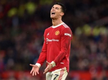 Người đứng đầu Atletico Madrid từ chối Ronaldo